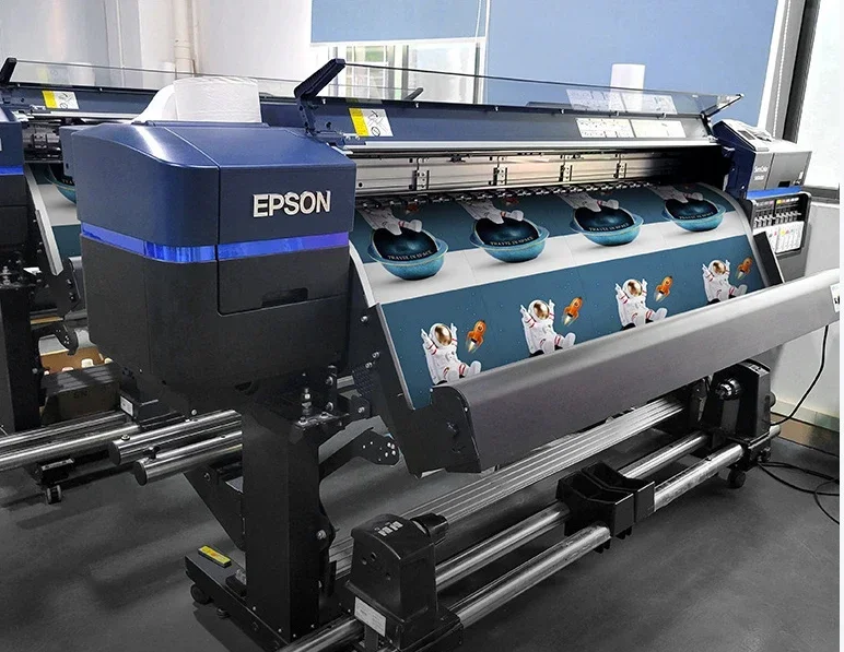 Pintura en Lienzo de Mujer Flo - Women Fashion Drawing reseña y precio