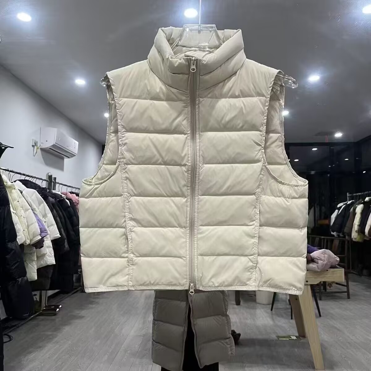 Chaleco corto acolchado de plu - Puffer Vest Fashion Women reseña y precio